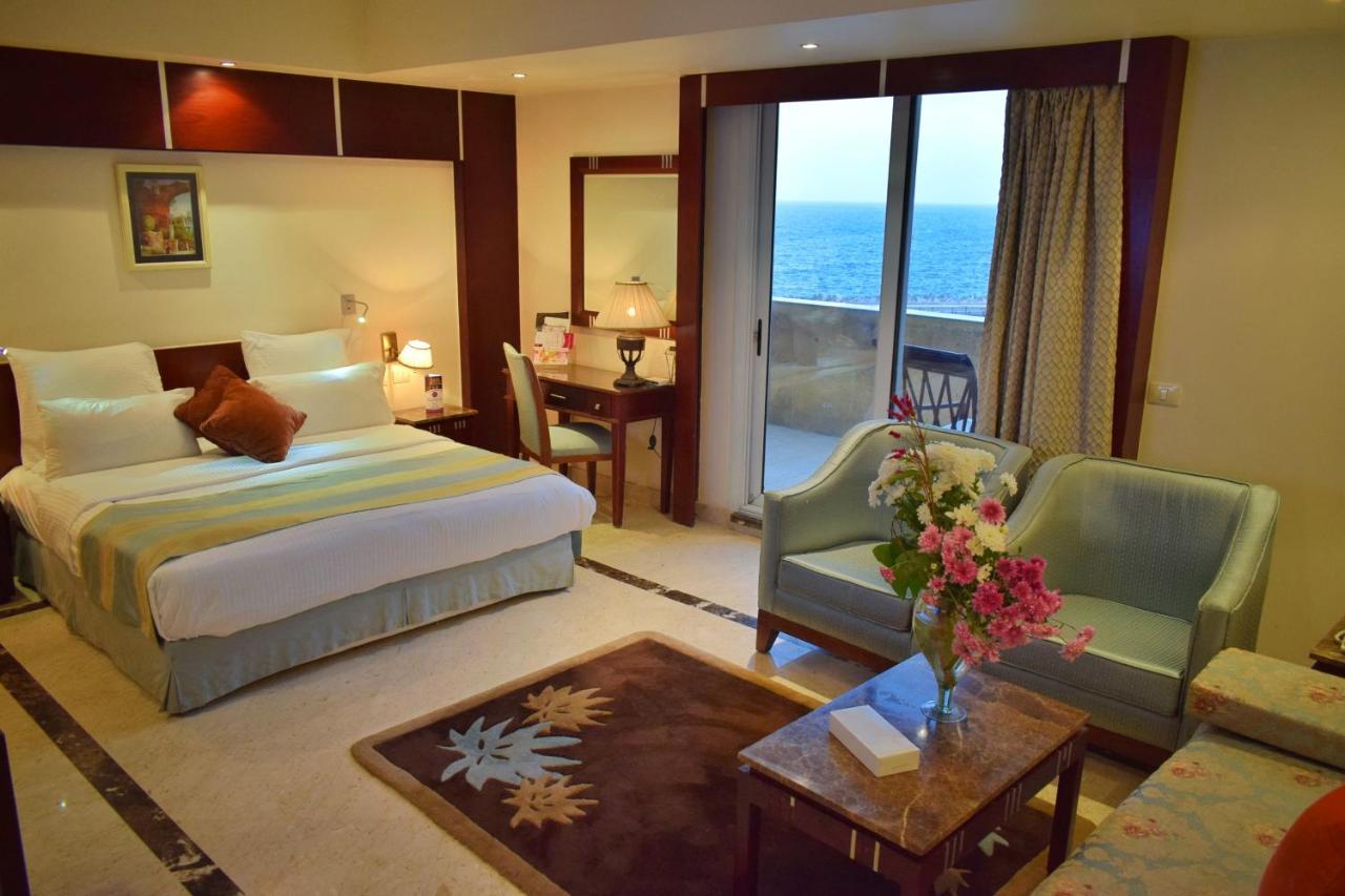 Romance Alexandria Hotel Exterior photo