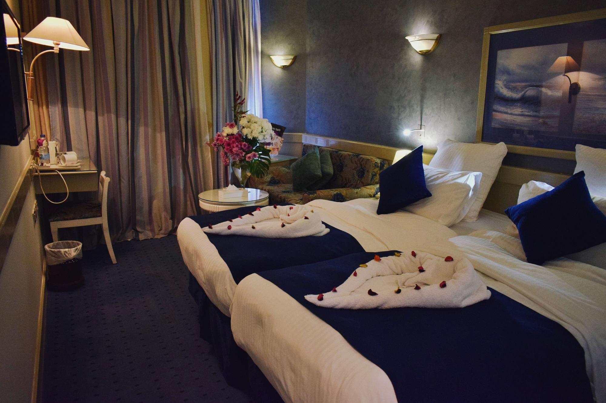Romance Alexandria Hotel Exterior photo